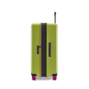 Sicherheit auf Reisen: Seitenansicht des BUZZ Trolleys in Lime Green, Größe L, mit dem integrierten, flachen TSA-Zahlenschloss und dem ergonomischen Tragegriff
