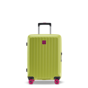Robustes Design: Frontansicht des Hartschalenkoffers BUZZ von Stratic in Lime Green, Größe S, aus hochfester Makrolon-Polycarbonatschale