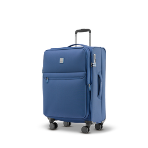Schräge Ansicht des Weichschalenkoffers LITE M in blue mit erweiterbarer Dehnfalte auf bis zu 68 Liter Volumen