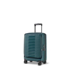 Schräge Frontansicht des Stratic Novium ML Koffers in Größe S (55x40x23 cm) in Petrol mit integrierter Vortasche für schnellen Zugriff