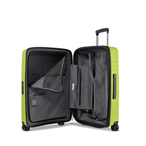 Innenansicht NOVIUM SL Trolley M Koffer mit praktischen Fächern und Packriemen