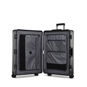 Geöffneter Aluminium-Trolley PHOENIX ALU (Größe L) – Blick auf das smarte, strukturierte Innenleben mit beidseitigem, flexiblem Packsystem für optimales Verstauen