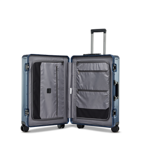 Geöffneter Aluminium-Trolley PHOENIX ALU (Größe M) – Blick auf das smarte, strukturierte Innenleben mit beidseitigem, flexiblem Packsystem für optimales Verstauen