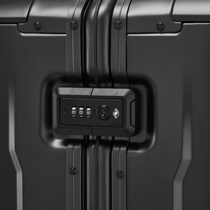 PHOENIX ALU Trolley S - Detailbild des integriertes TSA-Zahlenschloss am Spangenverschluss