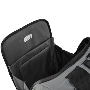 STRATIC Vibe Daily Backpack gris ouvert – Compartiment rembourré pour ordinateur portable et appareils high-tech