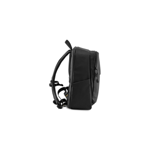 STRATIC Vibe Travel Backpack zwart met geopende uitbreidingsrits voor extra volume