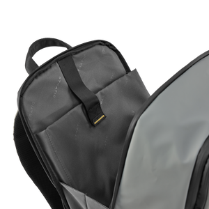 STRATIC Vibe Travel Backpack grijs opengeklapt – apart gevoerd laptopvak voor tech